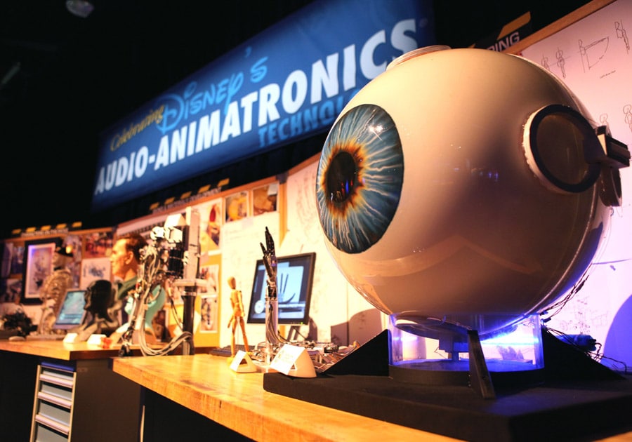 Herky-Jerky 'Humans': Legacy of Disney's Audio-Animatronics