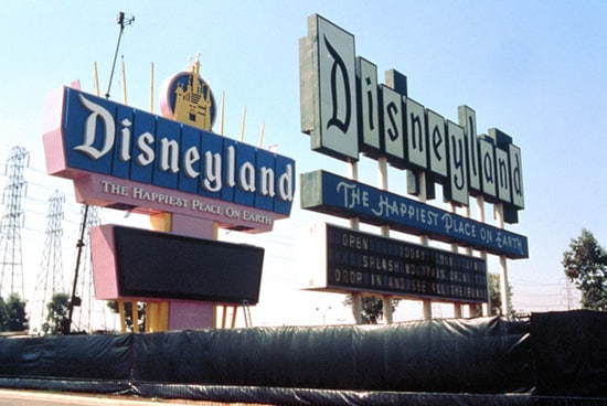 New Disneyland Sign Installed, 1989
