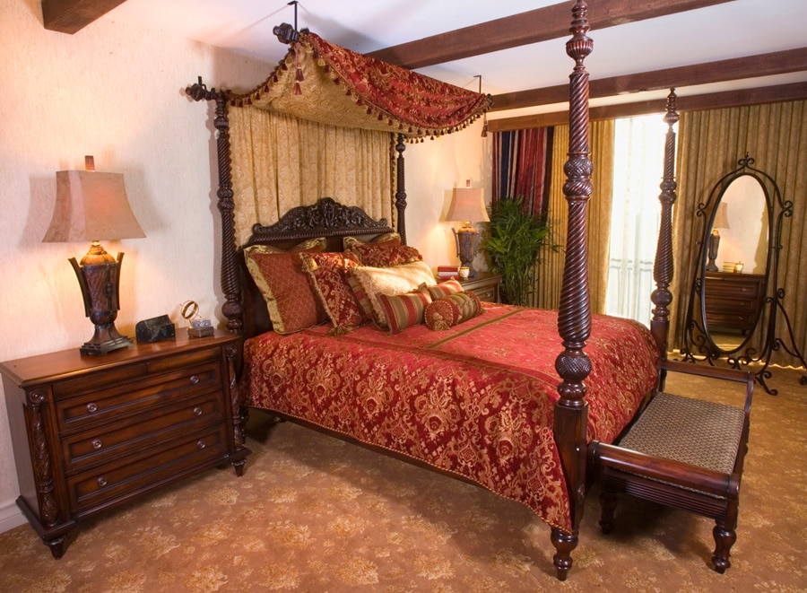 A Peek Inside The Pirates Of The Caribbean Suite At Disneyland