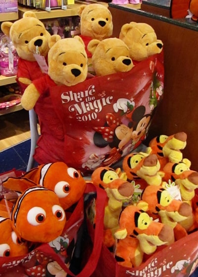 Disney Store Gives 20,000 Plush Toys to Toys for Tots Foundation