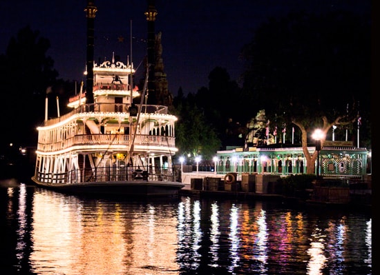 Mark Twain Riverboat at Disneyland Park