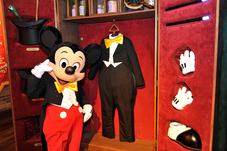 Mickey's Magical Meet-and-Greet Debuts April 1 at Magic Kingdom Park