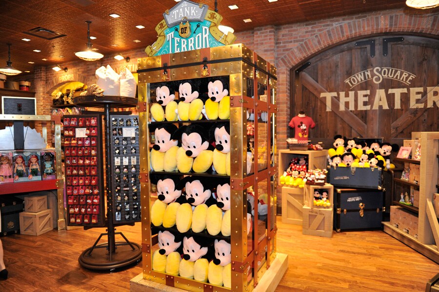 Mickey's Magical Meet-and-Greet Debuts April 1 at Magic Kingdom Park