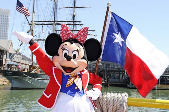  Minnie Mouse visits Galveston, Texas to help announce new Disney Cruise Line itineraries for 2012.