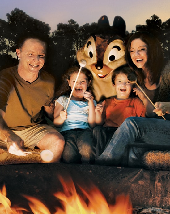 Chip'n Dale's Campfire Sing-a-long at Disney's Fort Wilderness Resort and Campground