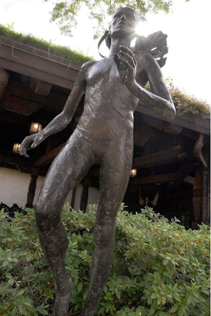 One Of The Few Life Size Sculptures At Walt Disney World Pays Tribute To Famed Marathoner Disney Parks Blog