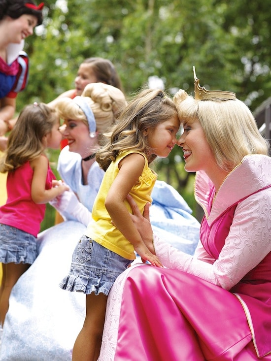 Walt Disney World Moms Panel Talks Princesses Tonight