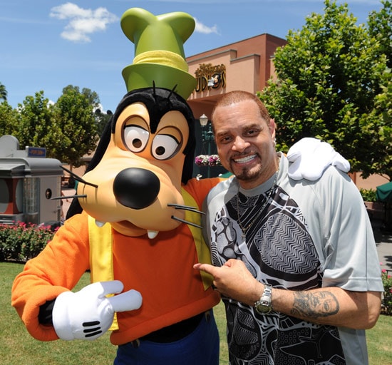 Famous Funnyman Sinbad Gets ‘Goofy’ at Disney’s Hollywood Studios