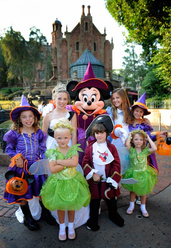 Mickey’s Not-So-Scary Halloween Party Scares Up Fun at Magic Kingdom Park