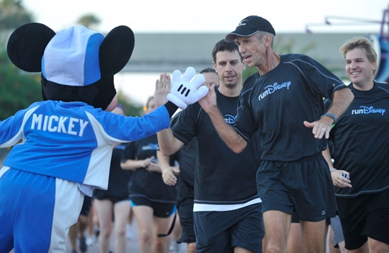 Meet-Up and Warm Up for the Walt Disney World Marathon with Running Guru Jeff Galloway