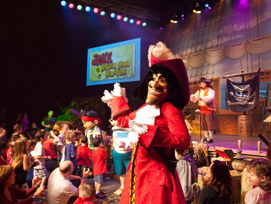 Captain Hook at the ‘Jake and the Never Land Pirate Band’ Meet-Up