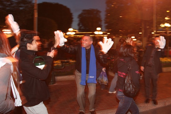 Cast members lined Town Square to give high-fives to the guests who braved the wee hours of the morning.