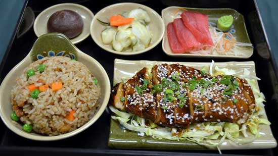 Chef’s Special Bento Now Available at Makahiki Restaurant for Lunch at Aulani, A Disney Resort & Spa