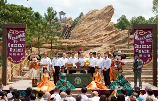 Welcome to the new Grizzly Gulch at Hong Kong Disneyland Resort