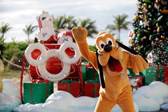 Guests Were Greeted at Castaway Cay With Their Favorite Disney Friends in Holiday Attire