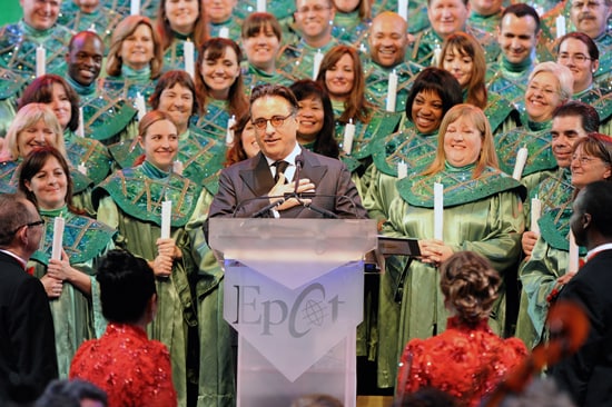 Andy Garcia Narrates the Candlelight Processional at Epcot