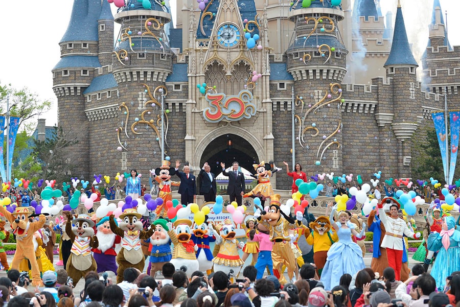 Tokyo Disney Resort Button TDR 30th Anniversary 2013 Parade Happiness is Here