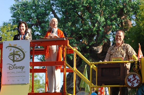 Erin Wallace, Dr. Jane Goodall, and Joe Rohde Unveil the New Disney Worldwide Conservation Fund Look in 2008