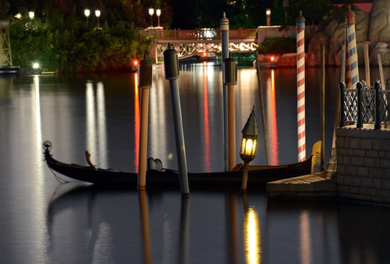 Disney Parks After Dark: Calm Seas at the Italy Pavilion at Epcot