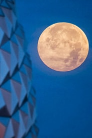 ‘Supermoon’ Shines Over Spaceship Earth at Epcot