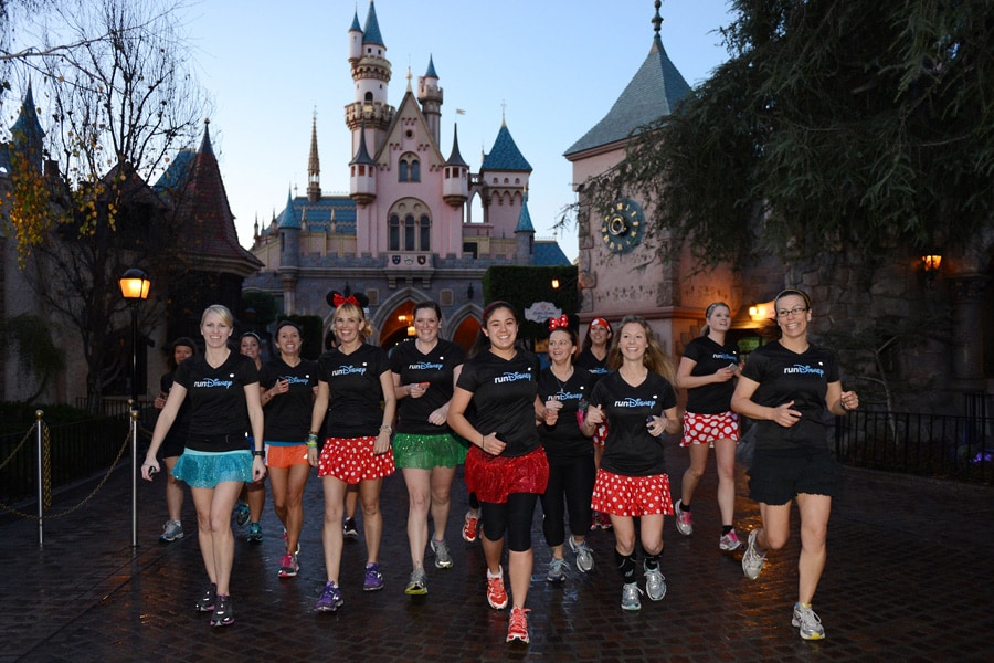 D23 Expo To Kick Off With Rundisney D2 3 Fun Run Disney Parks Blog