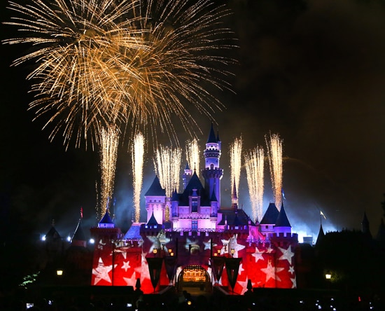 'Disney's Celebrate America! A Fourth of July Concert in the Sky' Fireworks at Disneyland Park