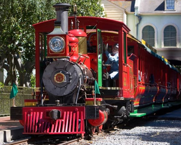 Meet the Steam Engines of the Disneyland Railroad: Ward Kimball ...