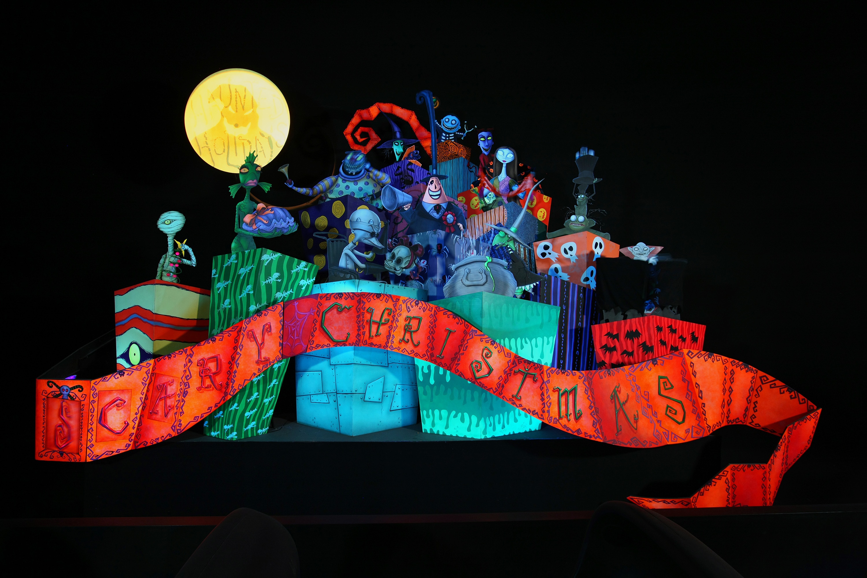 Disney Haunted Mansion Nightmare Before Christmas 2022 Today In Disney History: Walt Disney Pictures Releases Tim Burton's 'The Nightmare  Before Christmas' | Disney Parks Blog