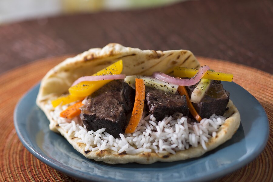 Beef Short Ribs with Naan