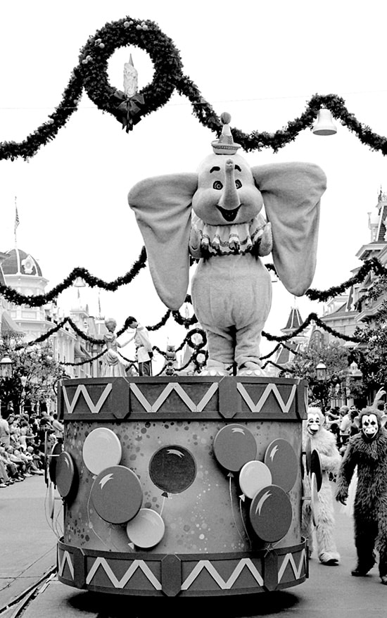 Step In Time Christmas Parade At Magic Kingdom Park In 1977 Disney Parks Blog