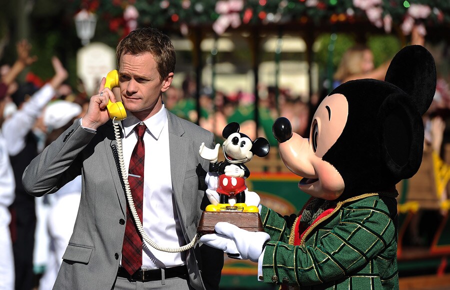 Mickey Mouse Hands Neil Patrick Harris A Mickey Mouse Telephone To Make A Very Special Call To Disneyland