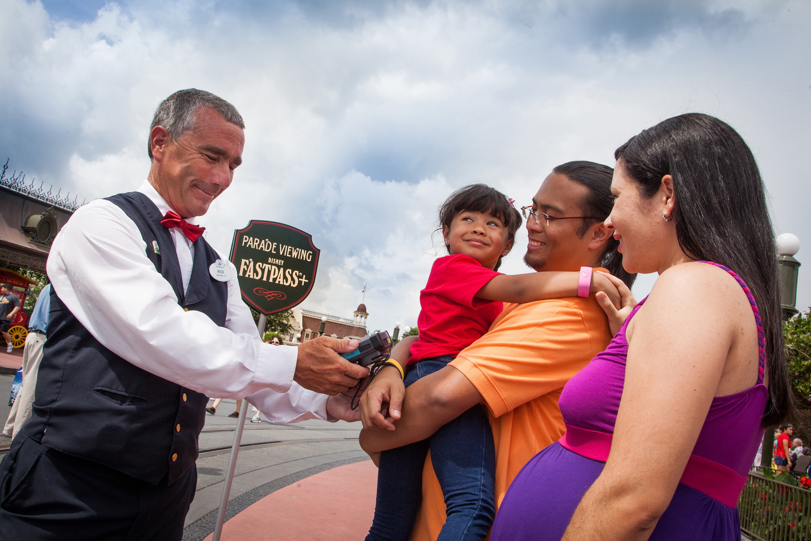 Disney Cruise Line - Disney MagicBand, MyMagic+, and FastPass+