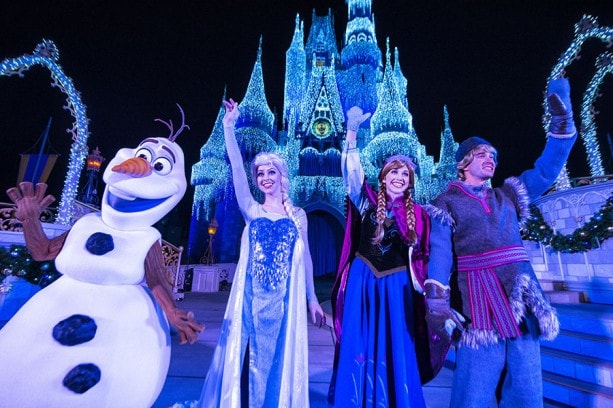 Queen Elsa from “Frozen” Transforms Cinderella Castle in "A Frozen Holiday Wish"