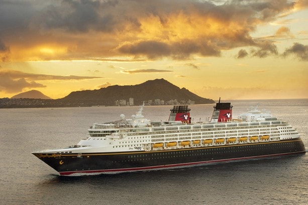 Disney Wonder Calls on Hawaii for the First Time