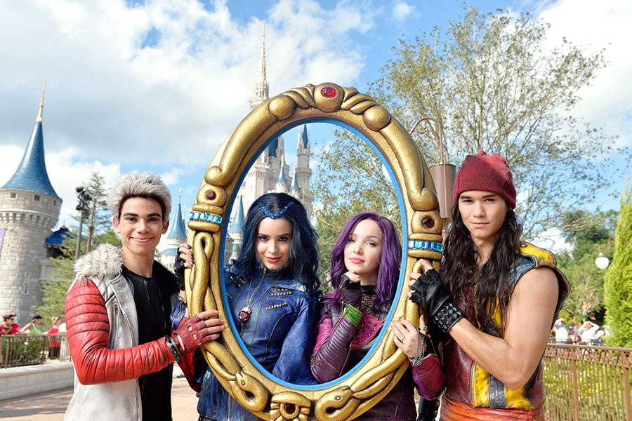 Descendants Cast - Rotten to the Core - From Descendants