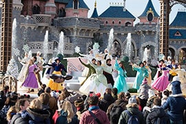 Celebrate an Enchanted Christmas at Disneyland Paris