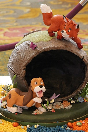 Fox and the Hound Easter Egg at Disney's Grand Foridian Resort & Spa at Walt Disney World