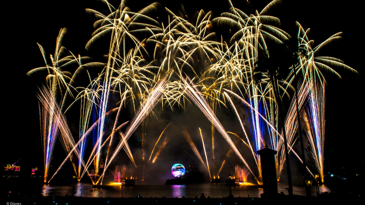 Resultado de imagem para IllumiNations