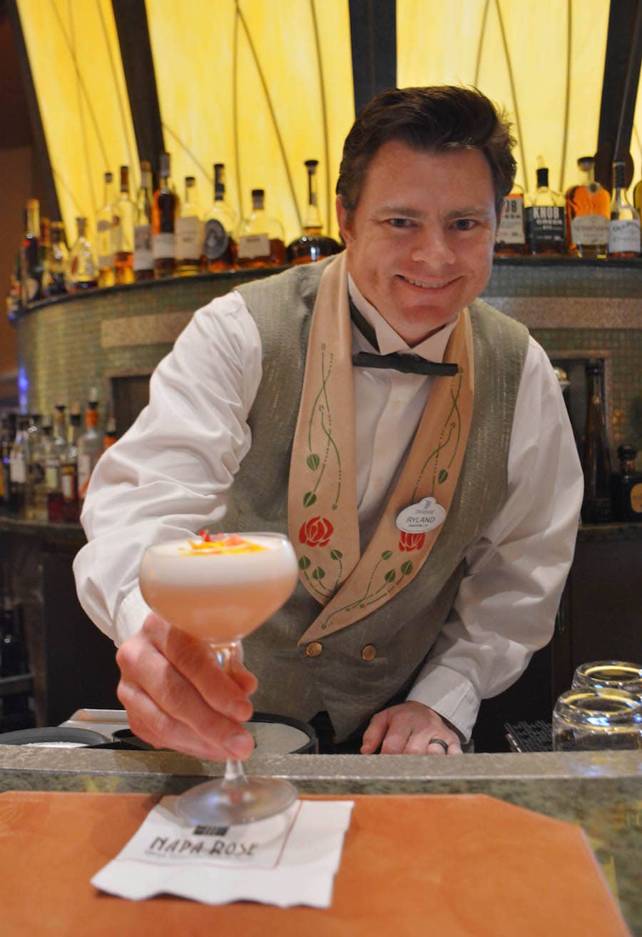 Napa Rose Lounge Cocktail