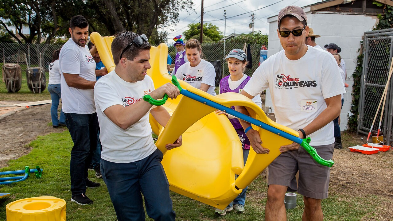 Disneyland Resort Bringing More Magic to Anaheim Parks with $500,000 Donation to Anaheim Community Foundation