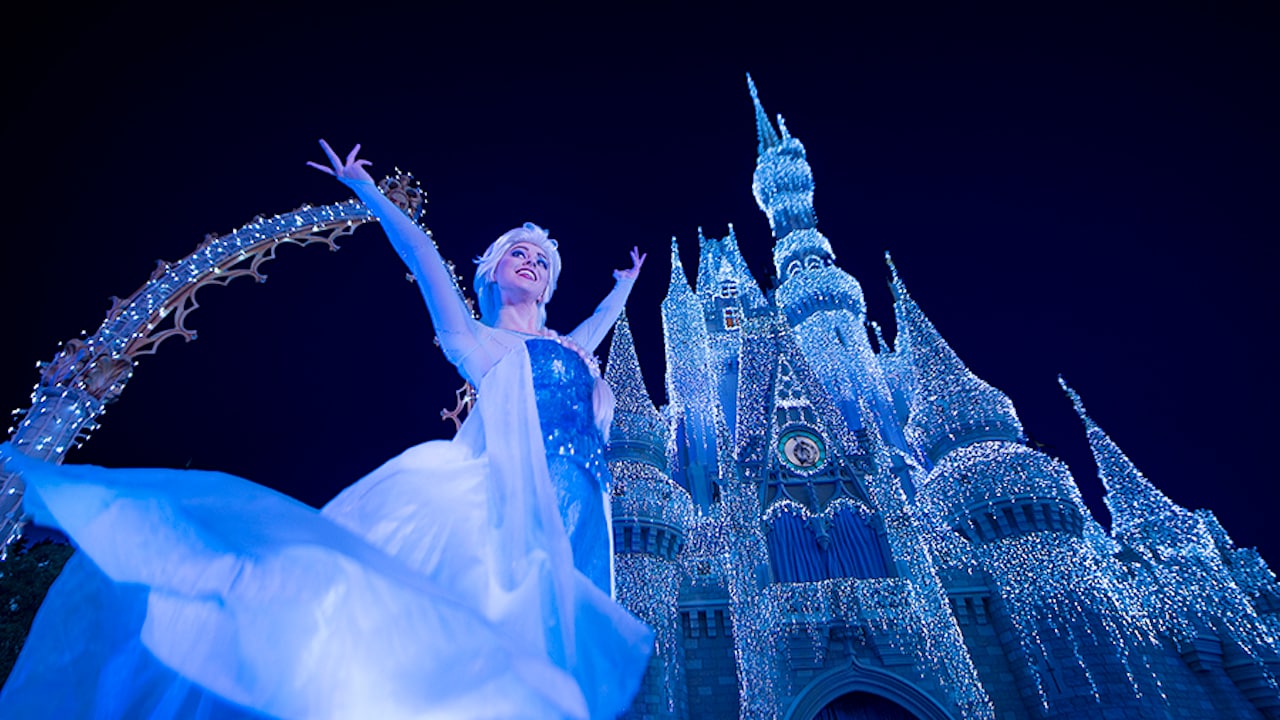‘A Frozen Holiday Wish’ Castle Lighting