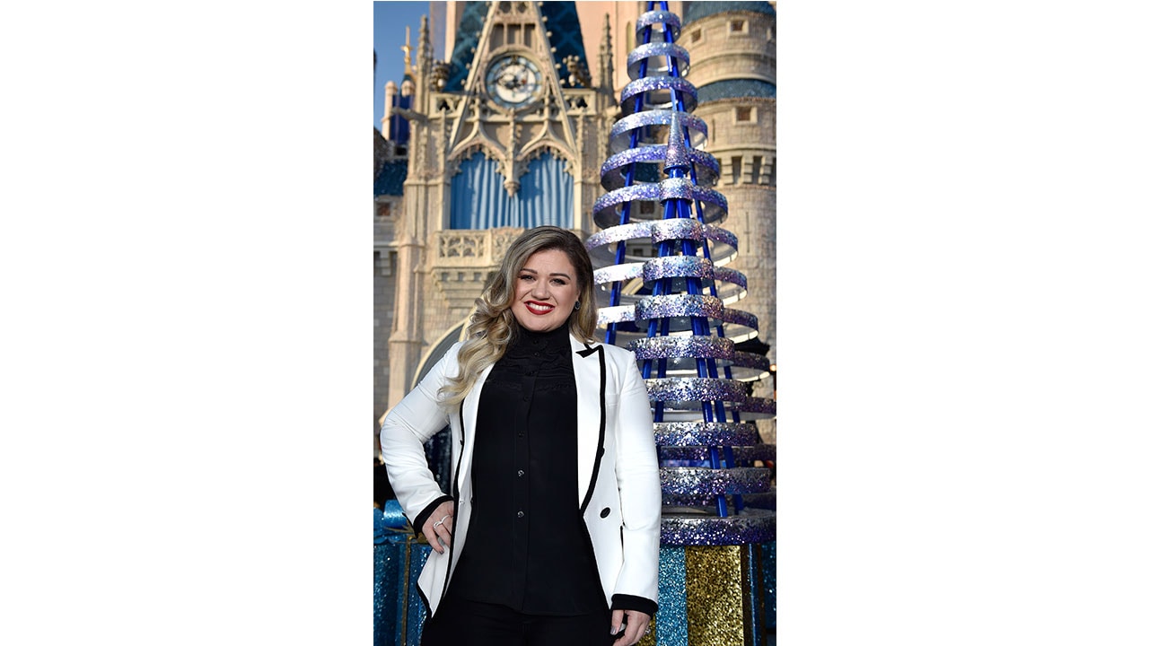 Stars Share Their Style Secrets For the Disney Parks Holiday Special Tapings