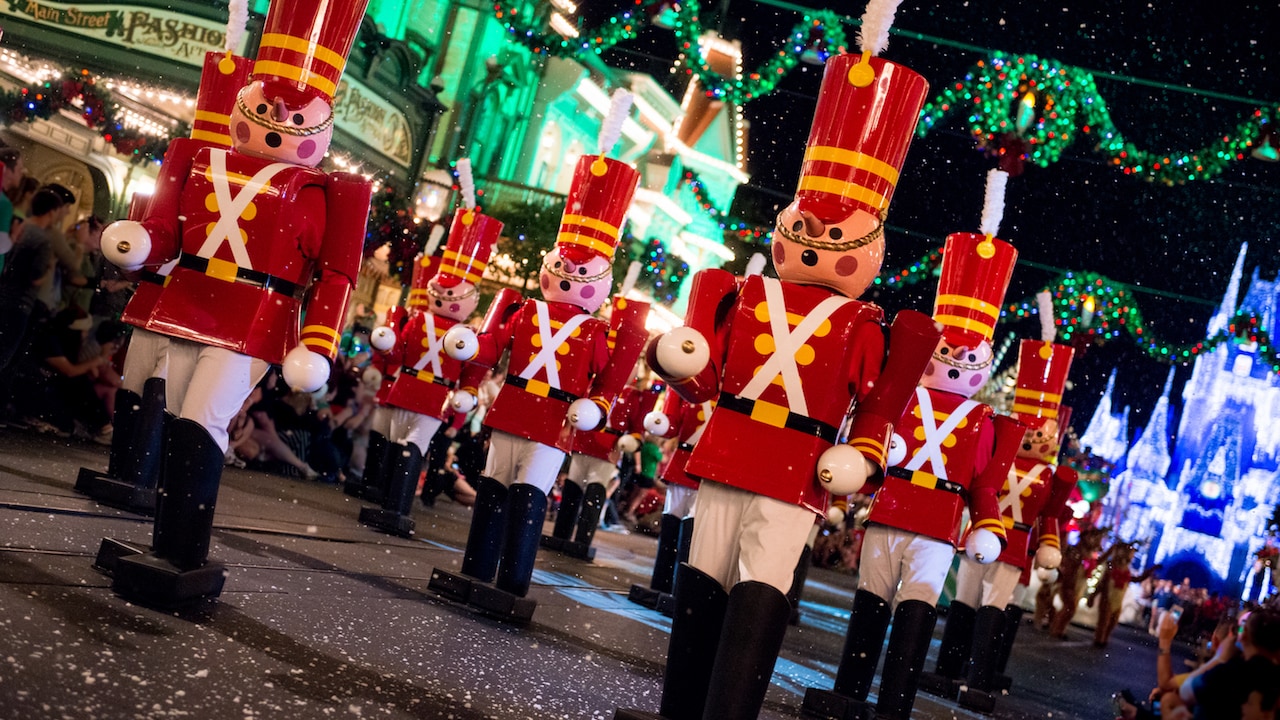 Mickey’s Once Upon a Christmas Time Parade
