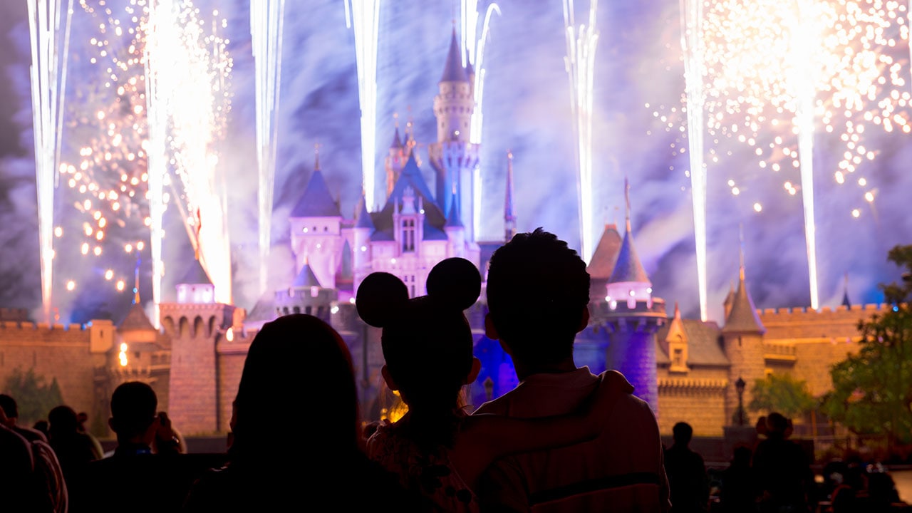 Moms Panel Monday: Ringing in the New Year with Disney Parks