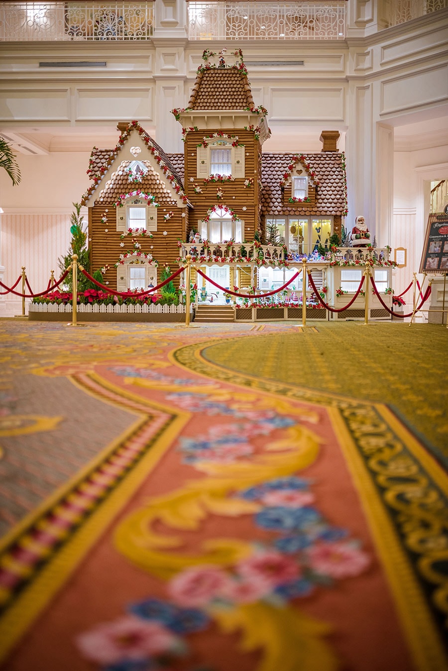 Five Photos That Will Make You Want To Visit A Walt Disney World Resort Hotel During The Holidays