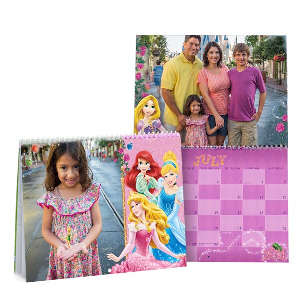 Stuff Your Stockings with Photos from Disney PhotoPass Service