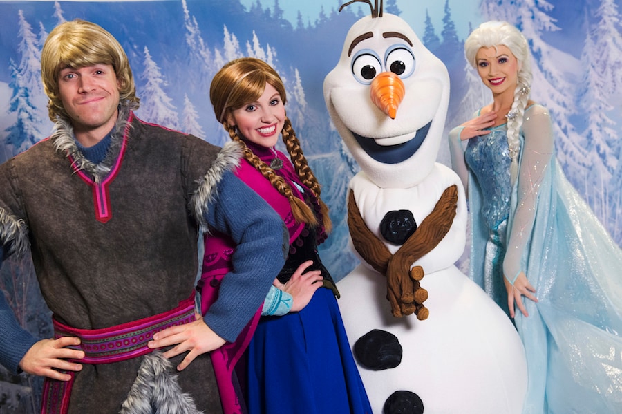 Memorable Moments with Anna, Elsa, Olaf and Kristoff