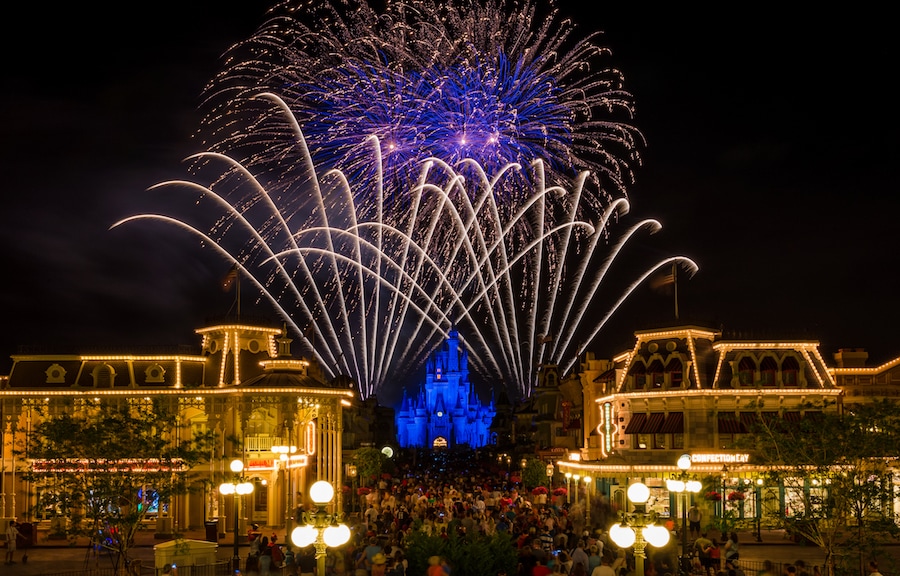 Wishes nighttime spectacular