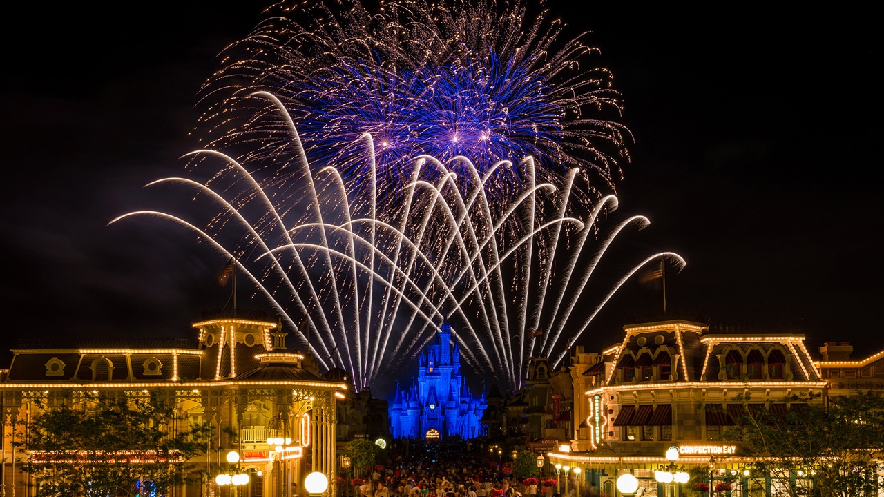 #DisneyParksLIVE: Watch ‘Wishes’ Live Tonight at 8:55 p.m. EDT