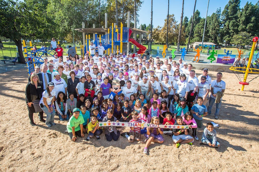 Disney VoluntEARS